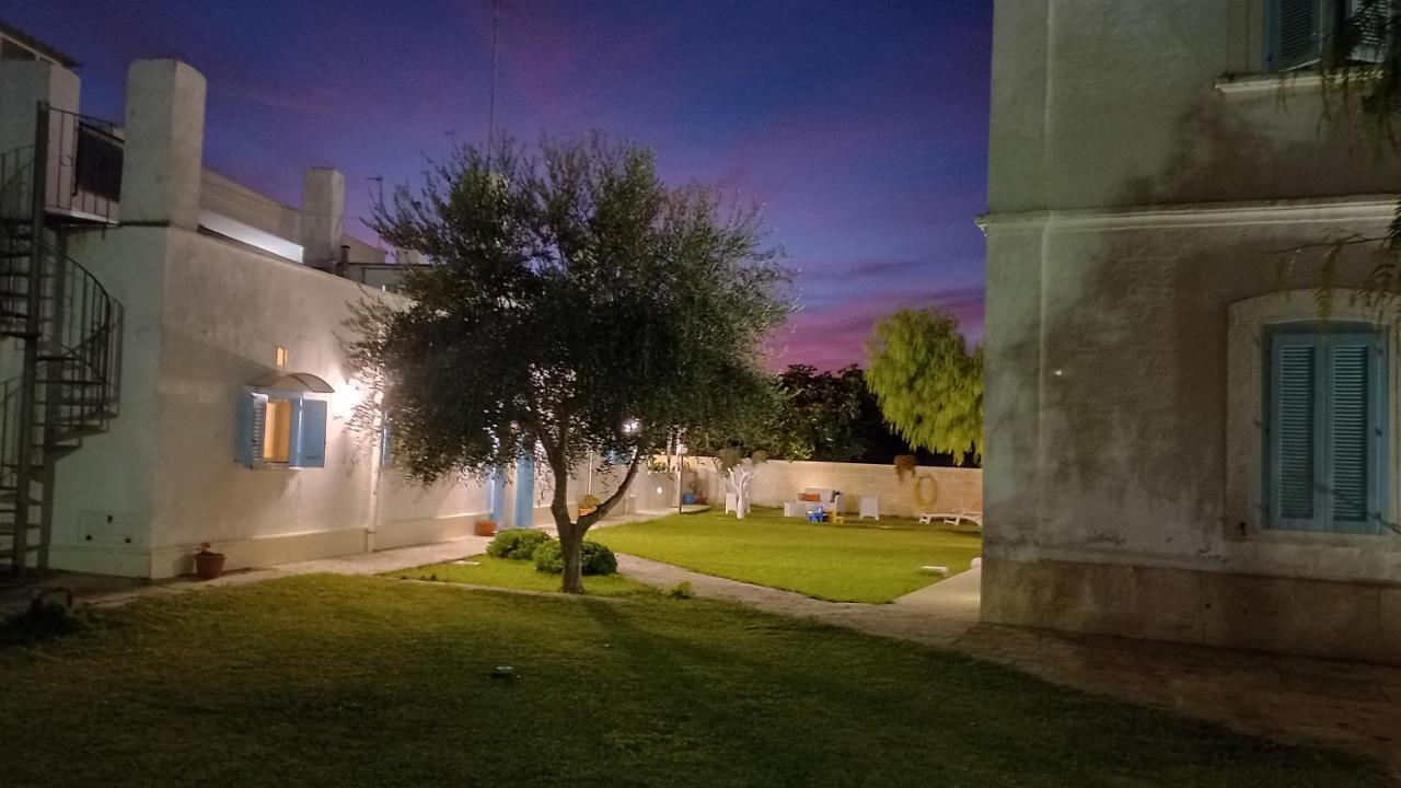 Bed and Breakfast Villino Tronchetto Bianco à Mola di Bari Extérieur photo