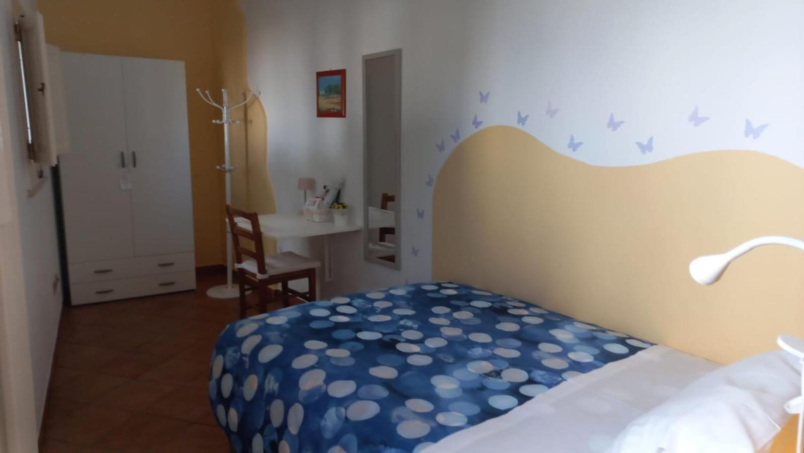Bed and Breakfast Villino Tronchetto Bianco à Mola di Bari Extérieur photo